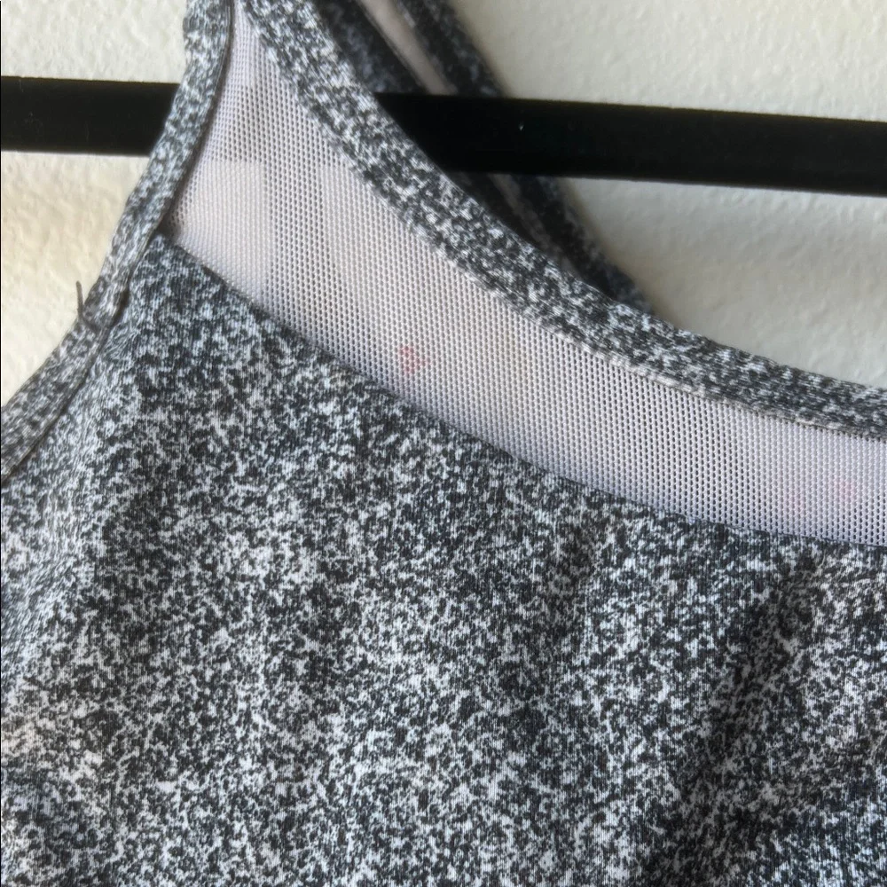 Lululemon Athletica Heathered Gray Sports Bra - Picture 4 of 5